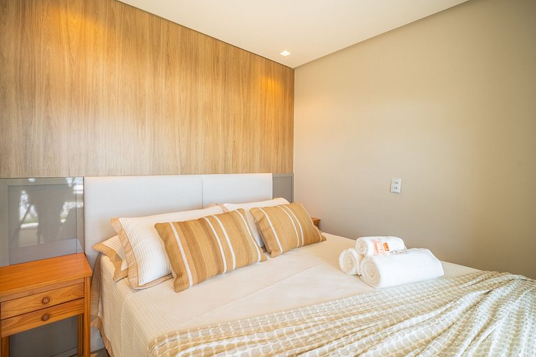 Residencial Guilhermina frente ao mar com 02 suítes