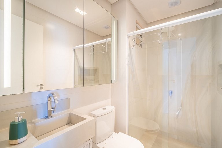 Residencial Guilhermina frente ao mar com 02 suítes