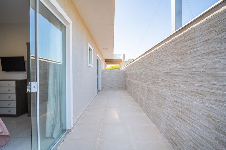 Casa com piscina, área de lazer com 08 dormitórios