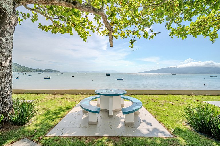 Beira-mar em Canto Grande para 08 pessoas