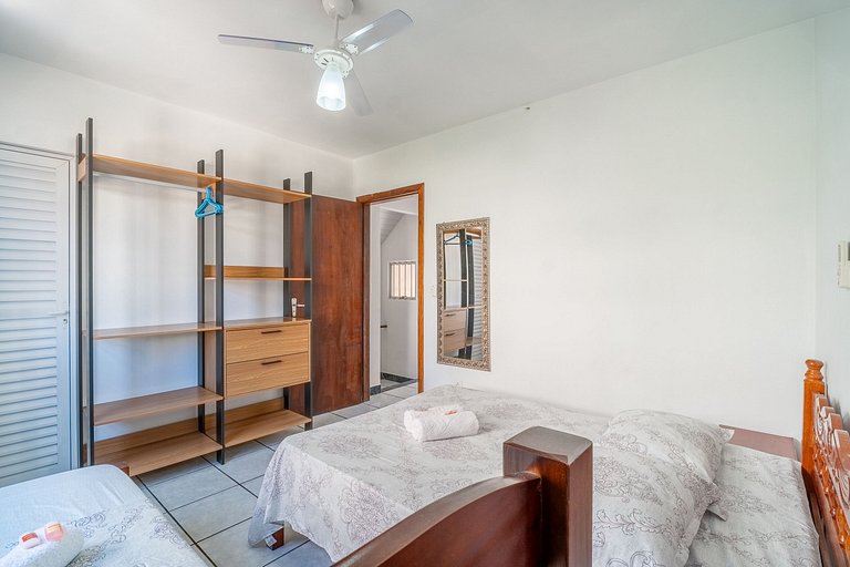 Casa com 02 quartos 150m da praia