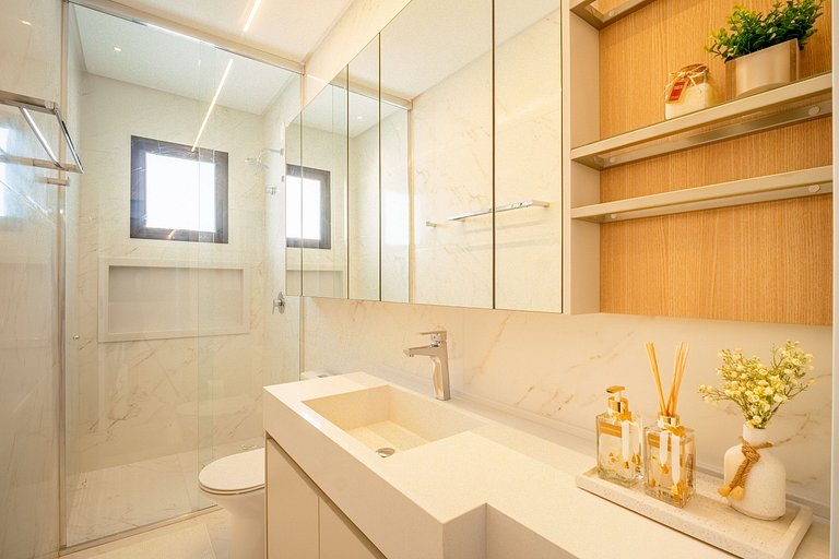 Nascer do Amanhã | Frente Mar | 03 suítes