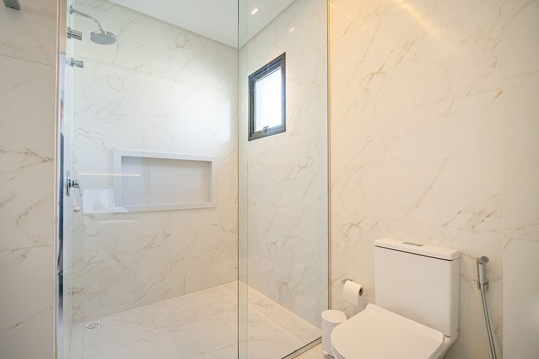 Nascer do Amanhã | Frente Mar | 03 suítes