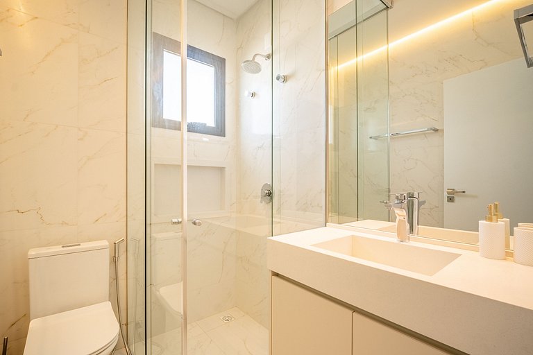 Nascer do Amanhã | Frente Mar | 03 suítes