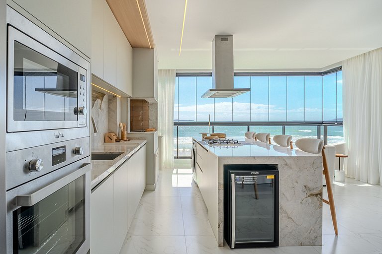 Nascer do Amanhã | Frente Mar | 03 suítes