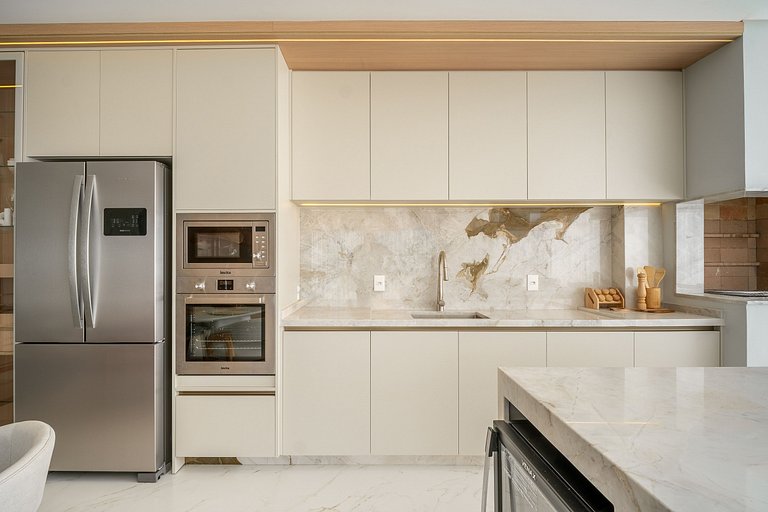 Nascer do Amanhã | Frente Mar | 03 suítes