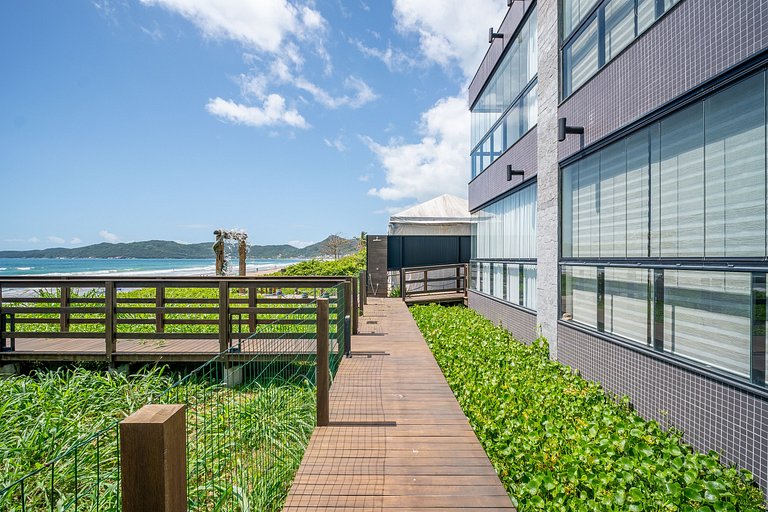 Nascer do Amanhã | Frente Mar | 03 suítes