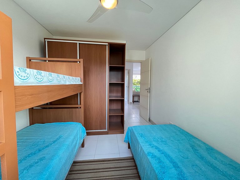 Apartamento 02 quartos a 150m da praia em Canto Grande