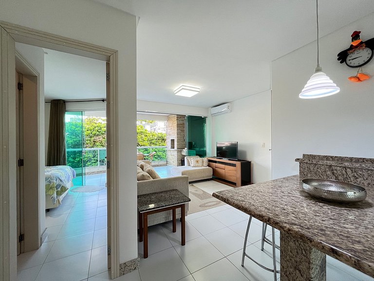 Apartamento 02 quartos a 150m da praia em Canto Grande