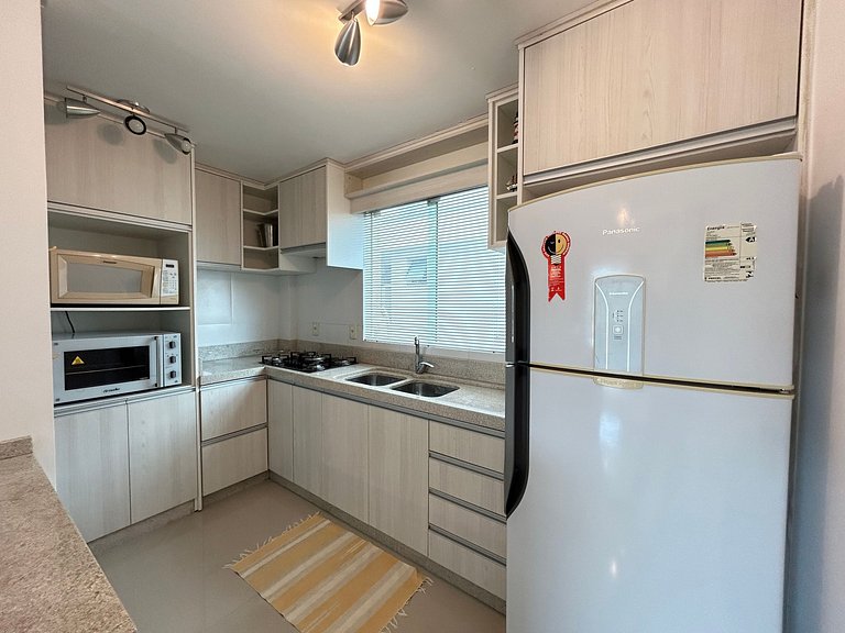 Apartamento duplex 02 quartos com vista mar em Canto Grande,