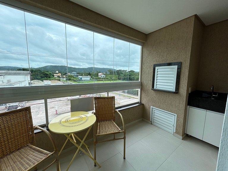 Apartamento duplex 02 quartos com vista mar em Canto Grande,