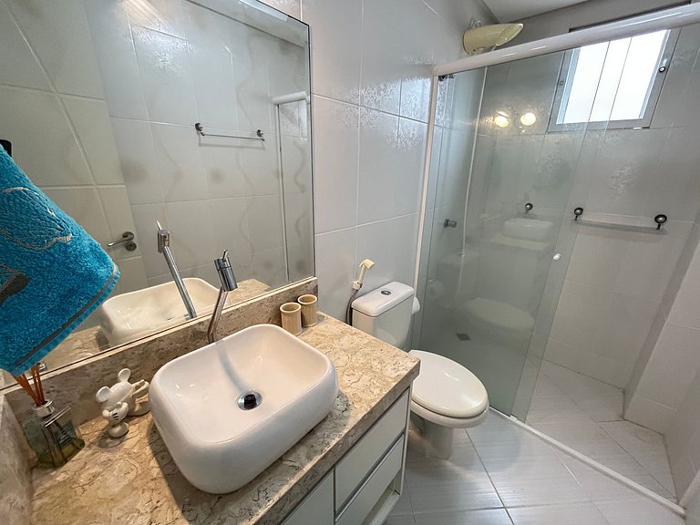 Apartamento duplex 02 quartos com vista mar em Canto Grande,