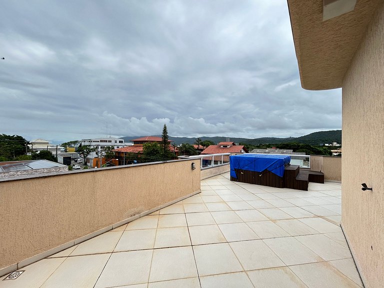 Apartamento duplex 02 quartos com vista mar em Canto Grande,