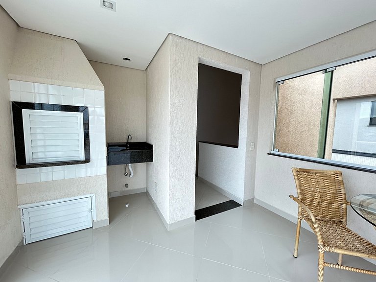 Apartamento duplex 02 quartos com vista mar em Canto Grande,