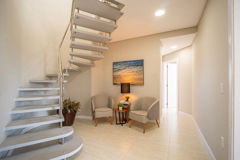 Cobertura 03 suítes, piscina privativa e vista mar