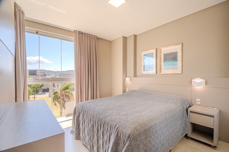 Cobertura 03 suítes, piscina privativa e vista mar