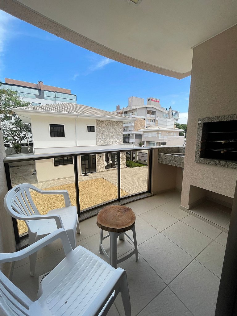 Apartamento com 02 quartos | 30m da praia