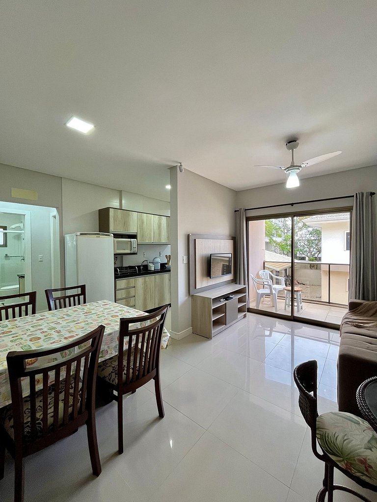 Apartamento com 02 quartos | 30m da praia