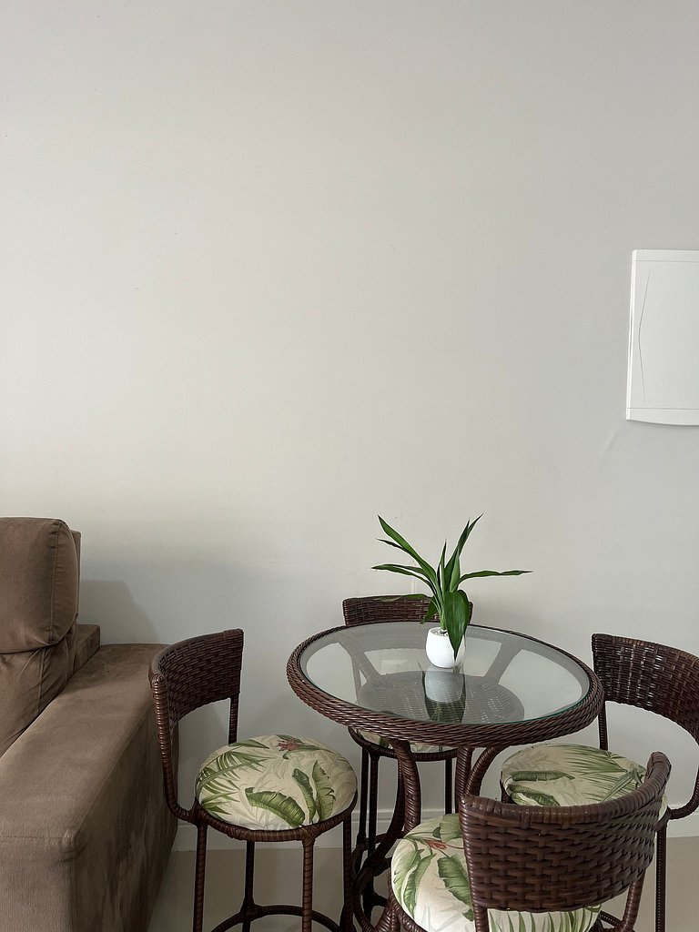 Apartamento com 02 quartos | 30m da praia