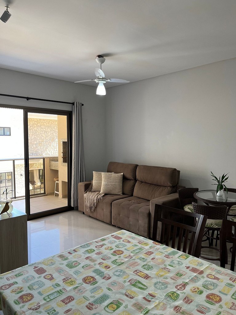 Apartamento com 02 quartos | 30m da praia