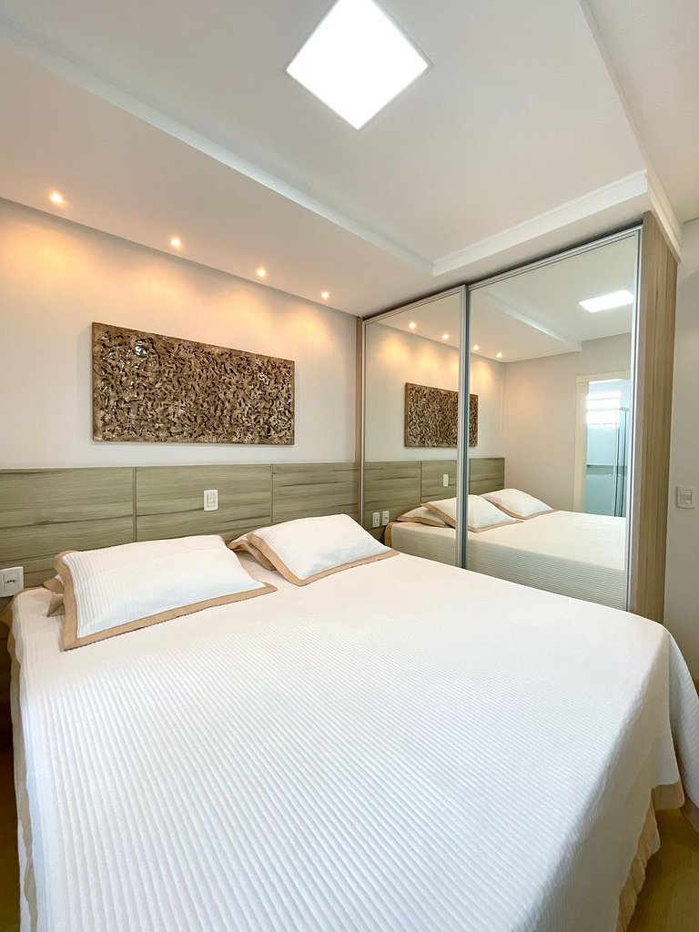 Duplex à venda no Petit Village, em Canto Grande