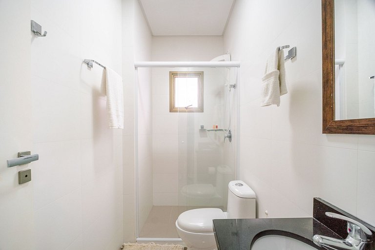 Apartamento com 02 quartos | 30m da praia