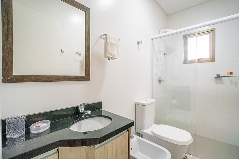 Apartamento com 02 quartos | 30m da praia