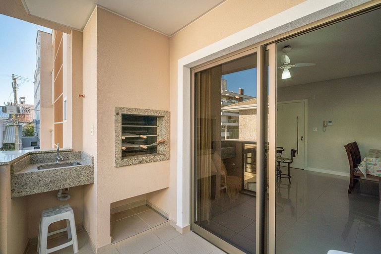 Apartamento com 02 quartos | 30m da praia