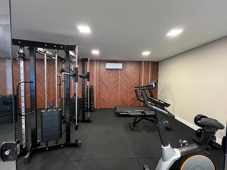Cobertura duplex com piscina e academia no prédio
