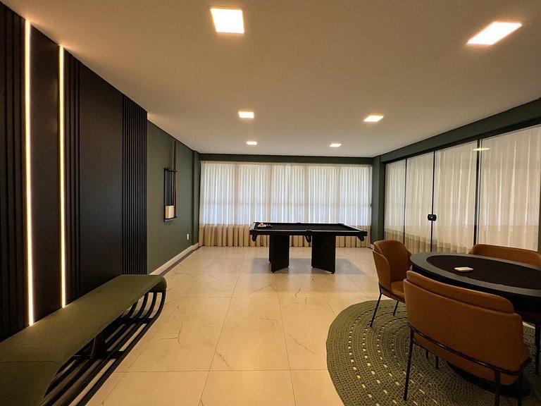 Cobertura duplex com piscina e academia no prédio