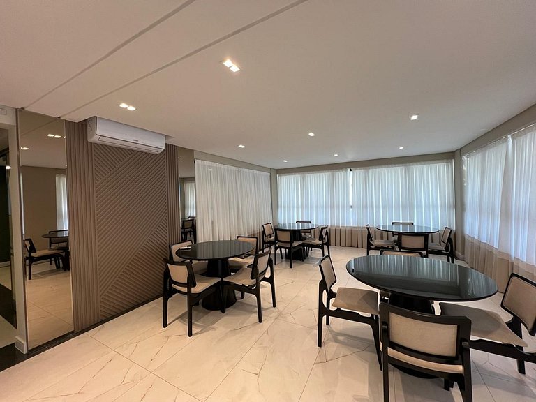 Cobertura duplex com piscina e academia no prédio