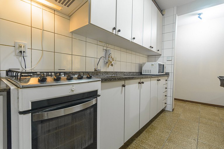 Apartamento com 03 quartos